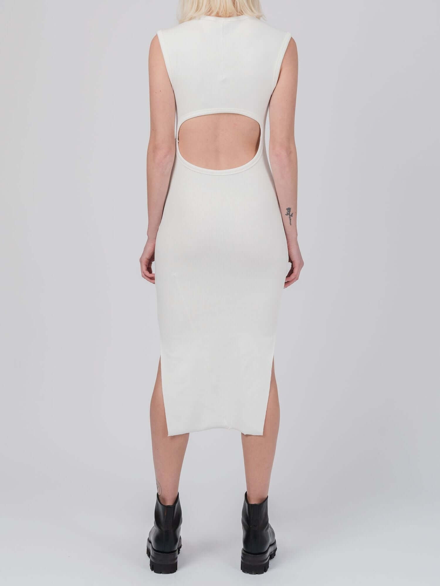 DRESS - INN7
