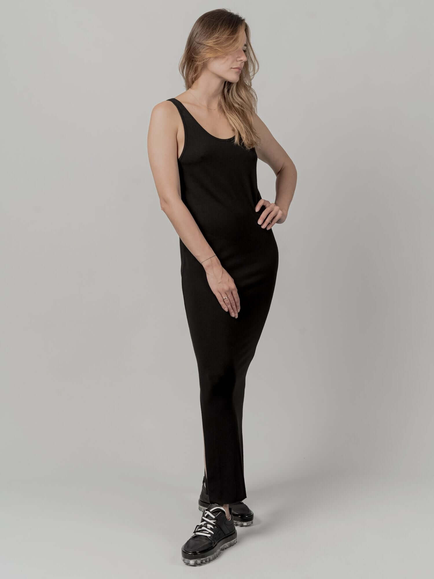 DRESS - INN7
