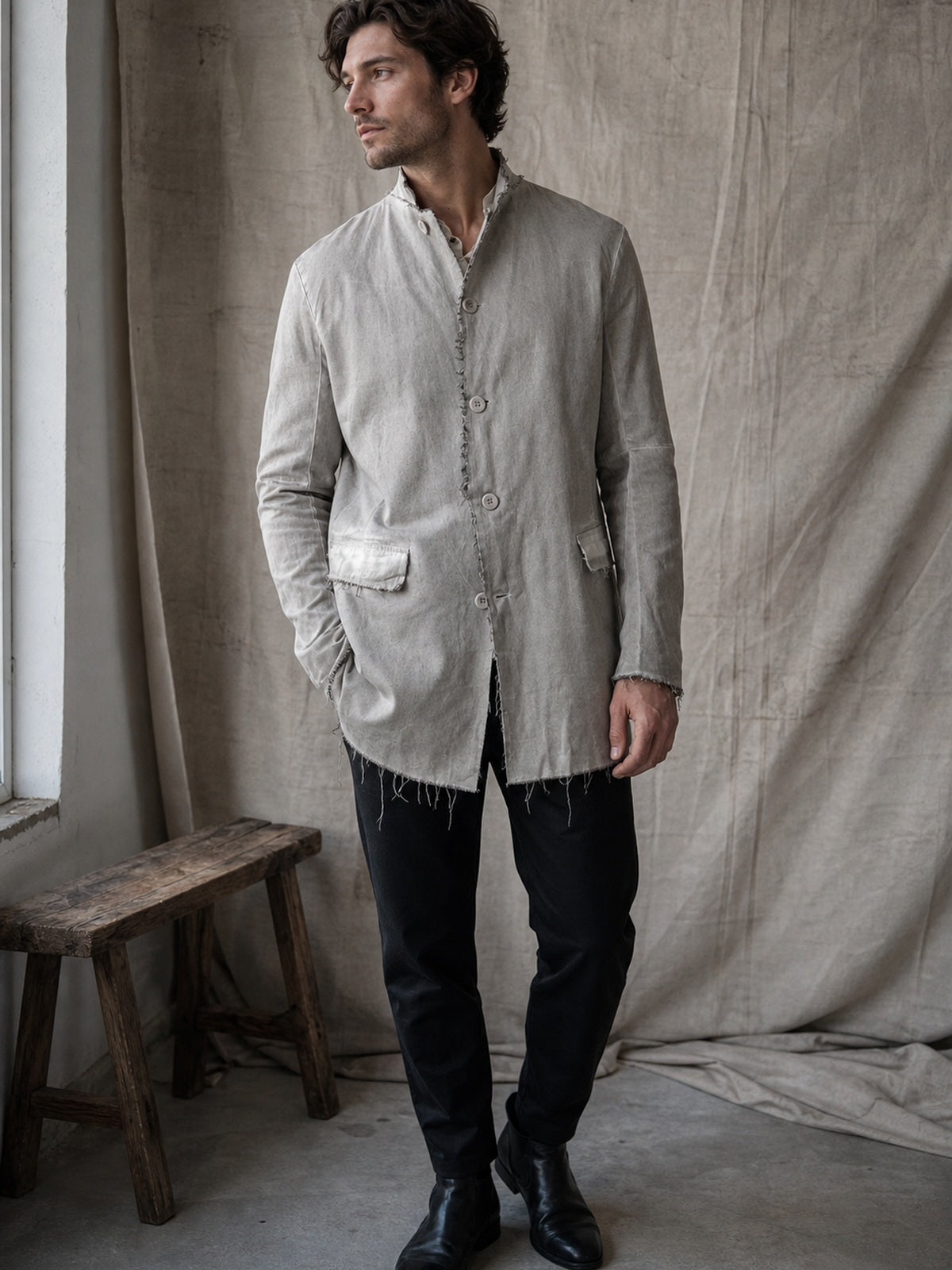 AITO Frayed Edge Cotton Blazer, תצוגת לבישה עריכתית
