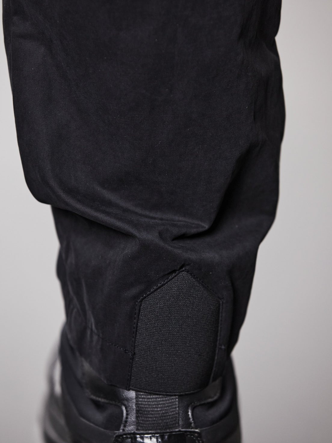 Low Crotch Cotton - Blend Trousers - by THOM KROM
