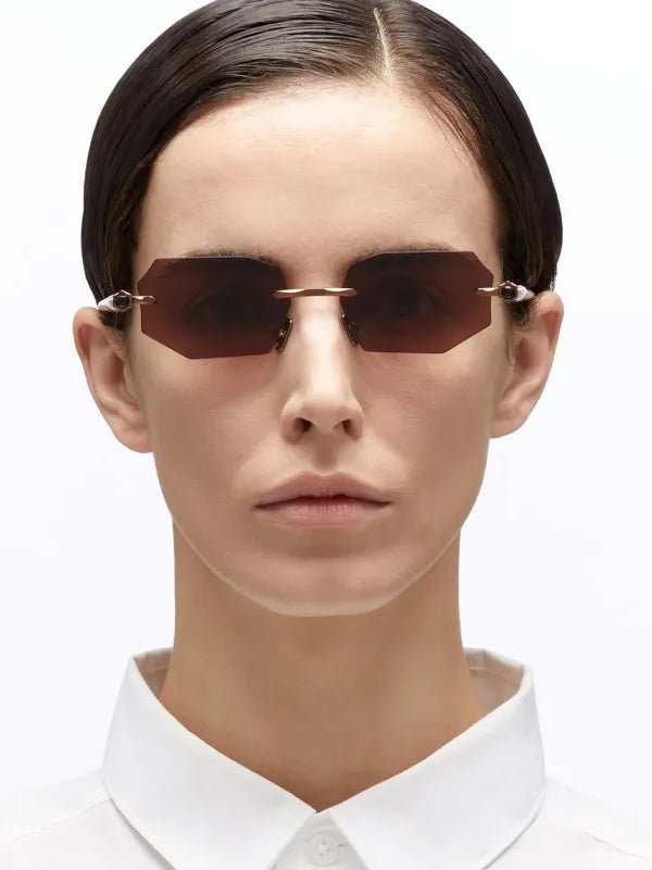 KUBORAUM P63 Bronze sunglasses, detail close-up.