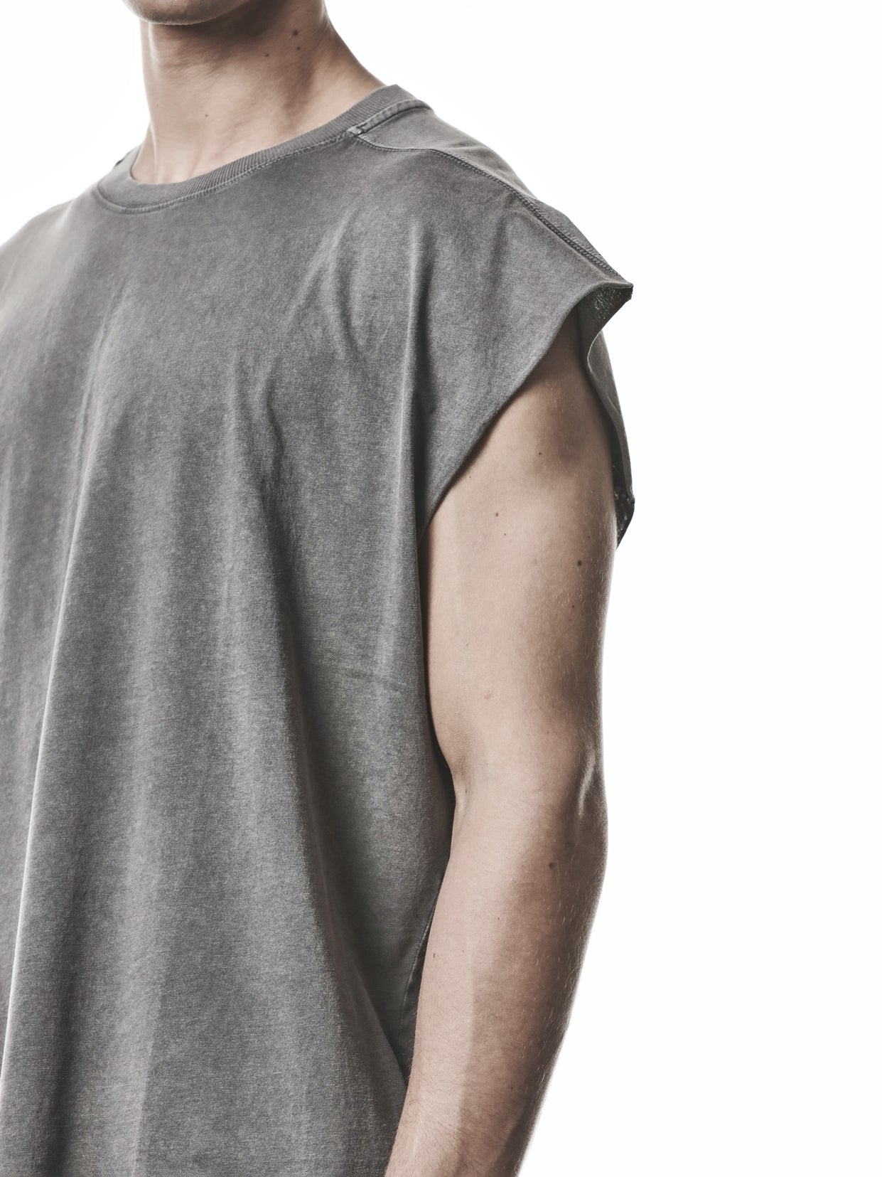 Raw Shoulder Oversized Tee - by THOM KROM