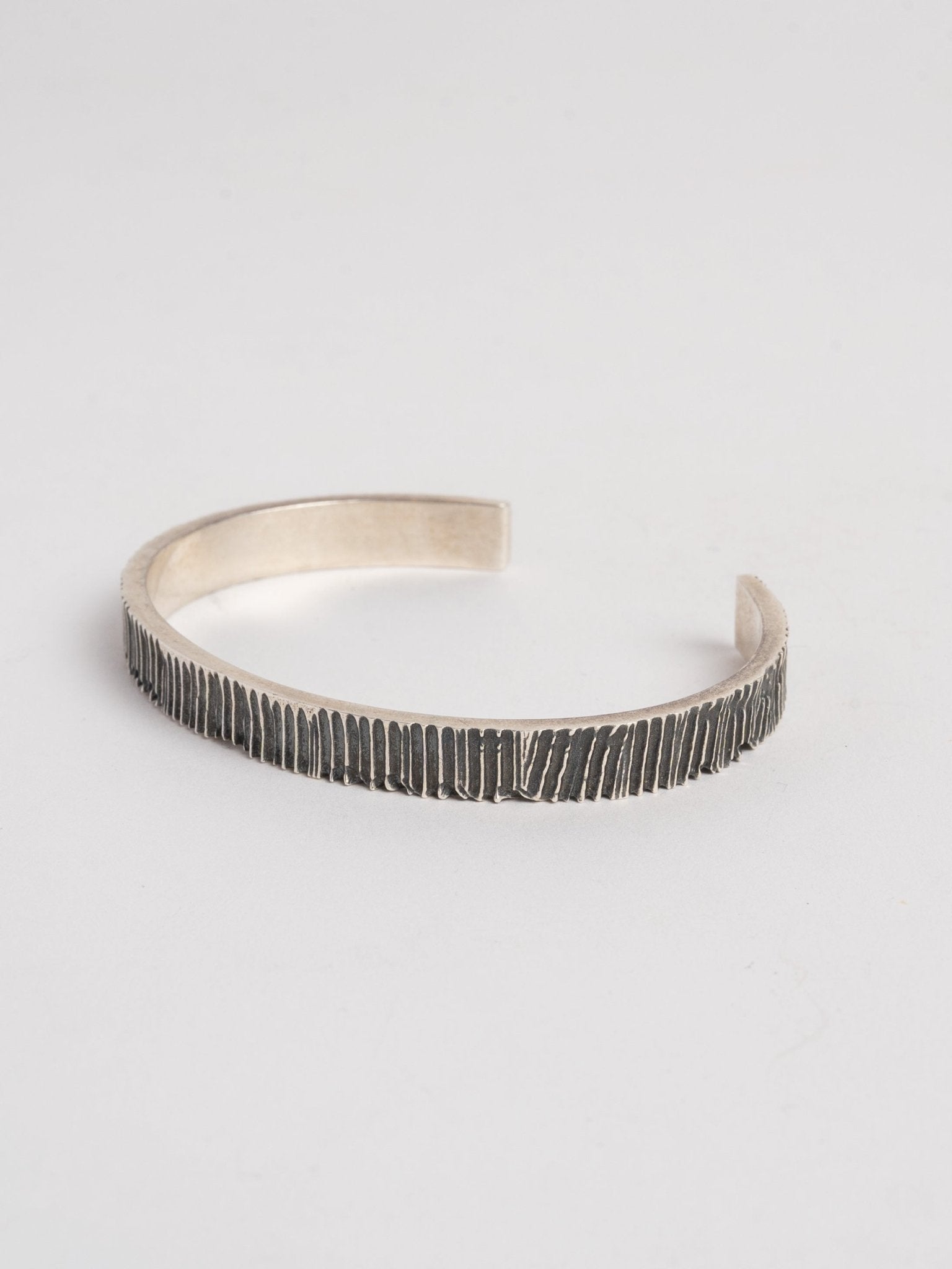 Silver Linear - Texture Cuff - by AITO