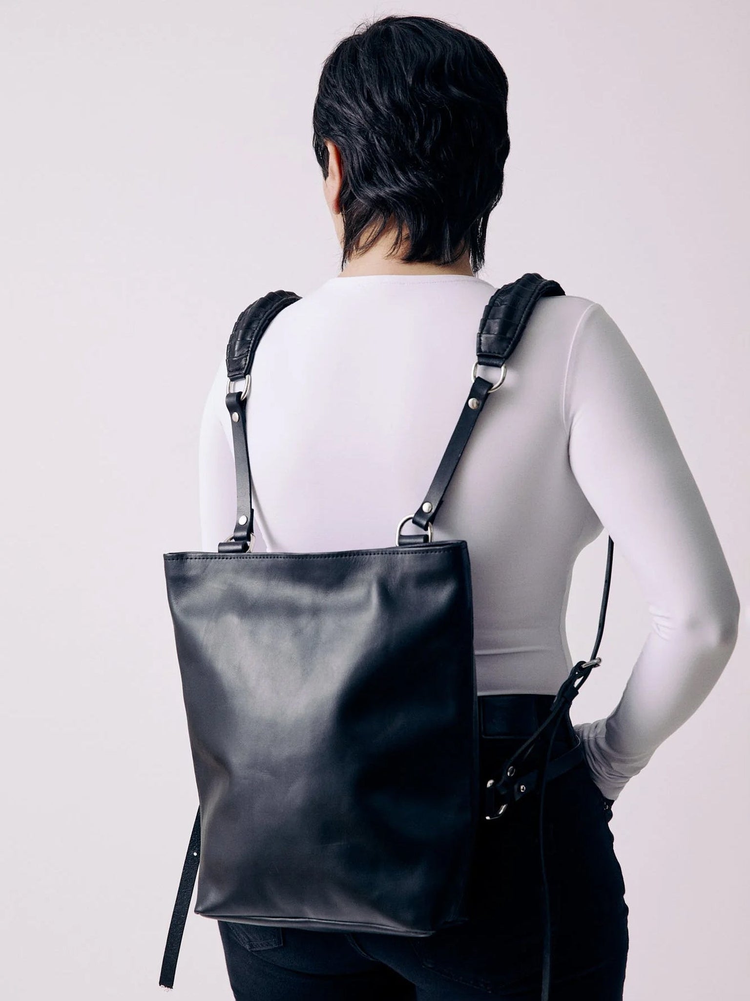 NOAM Leather Utility Backpack – worn on the back