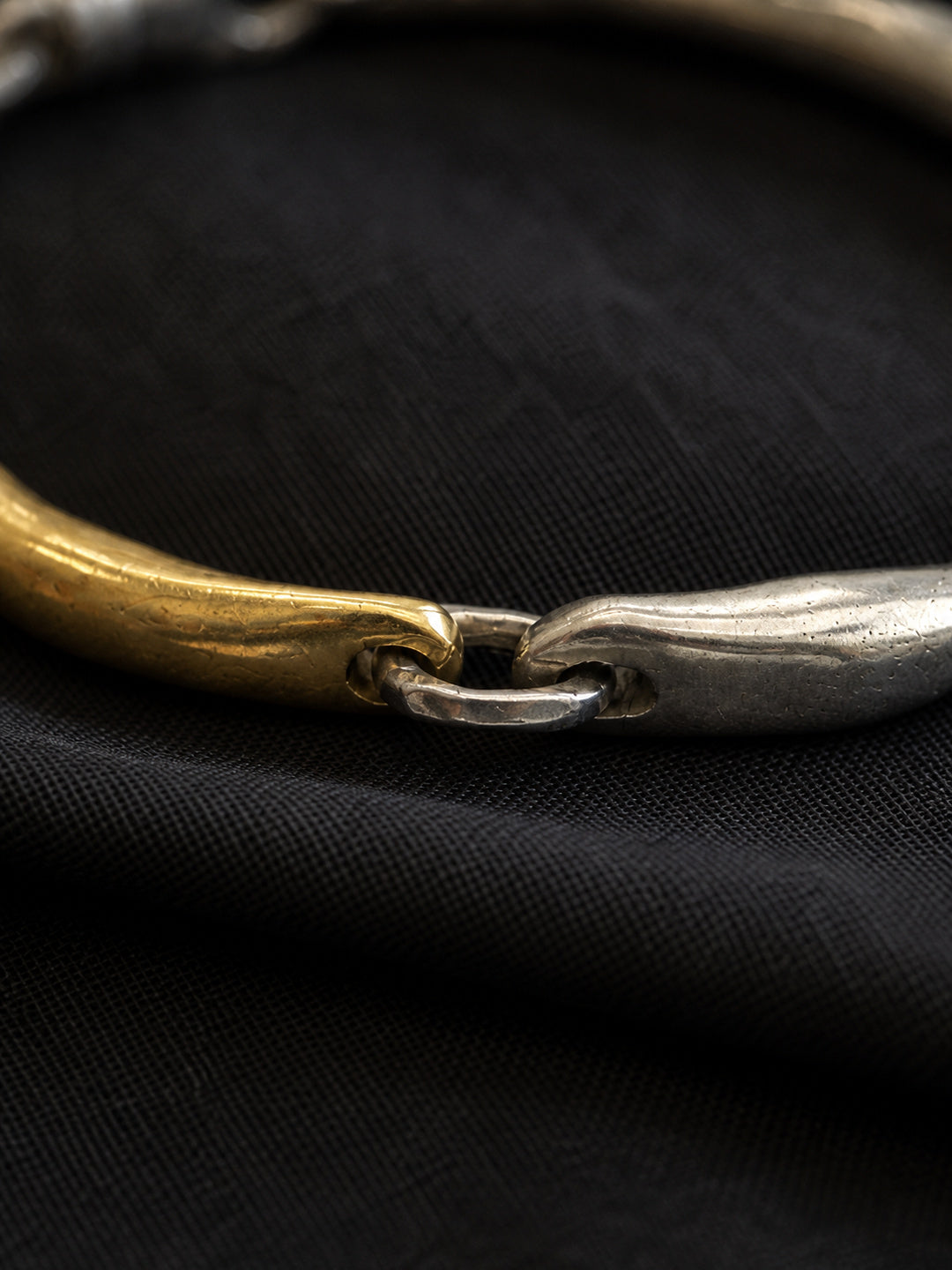 Handcuff bracelet