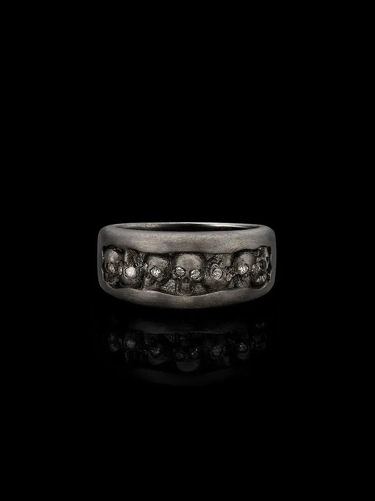 SKULLS RING