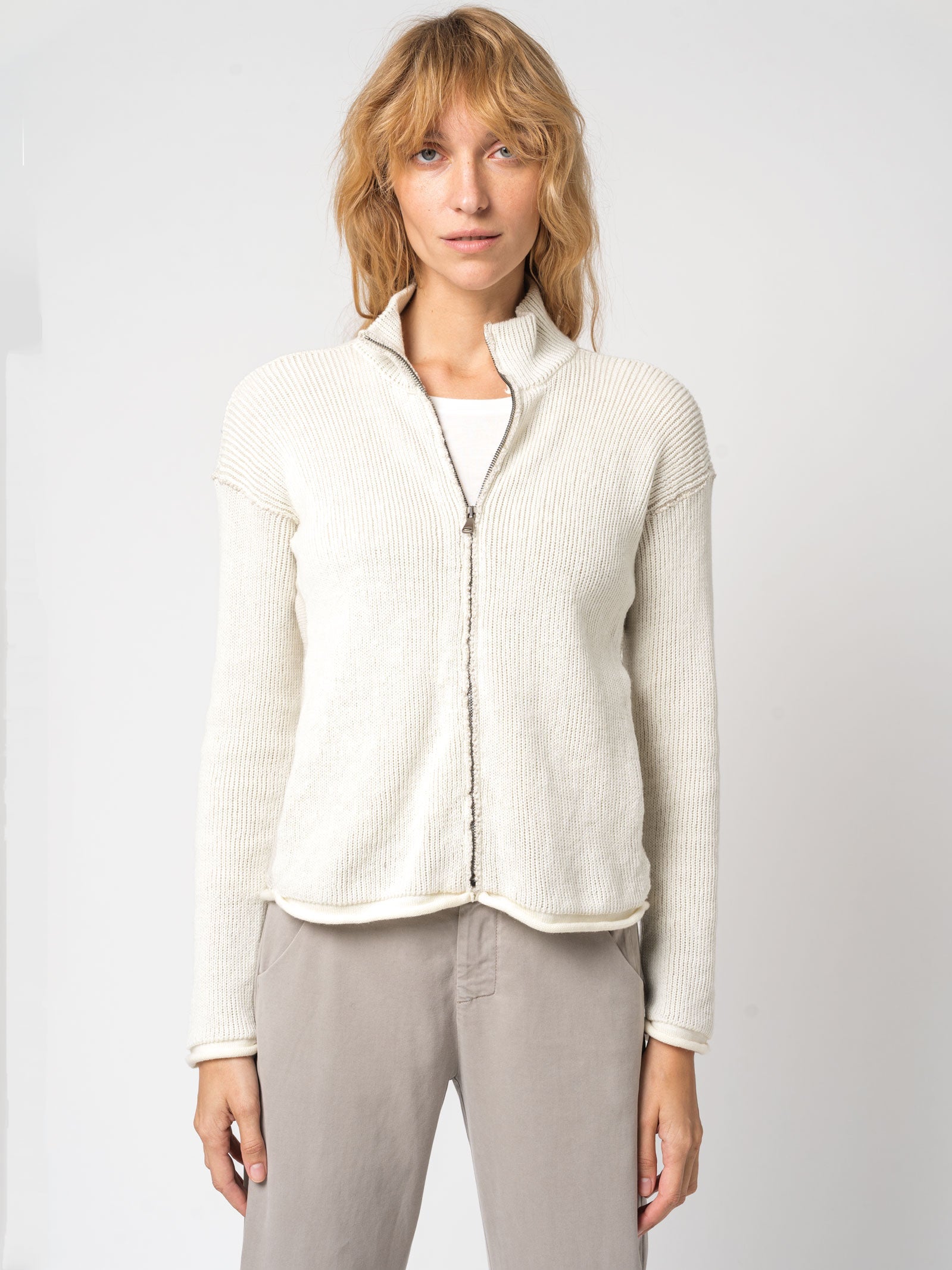 Zipped knitted jacket in two-tone ribbed