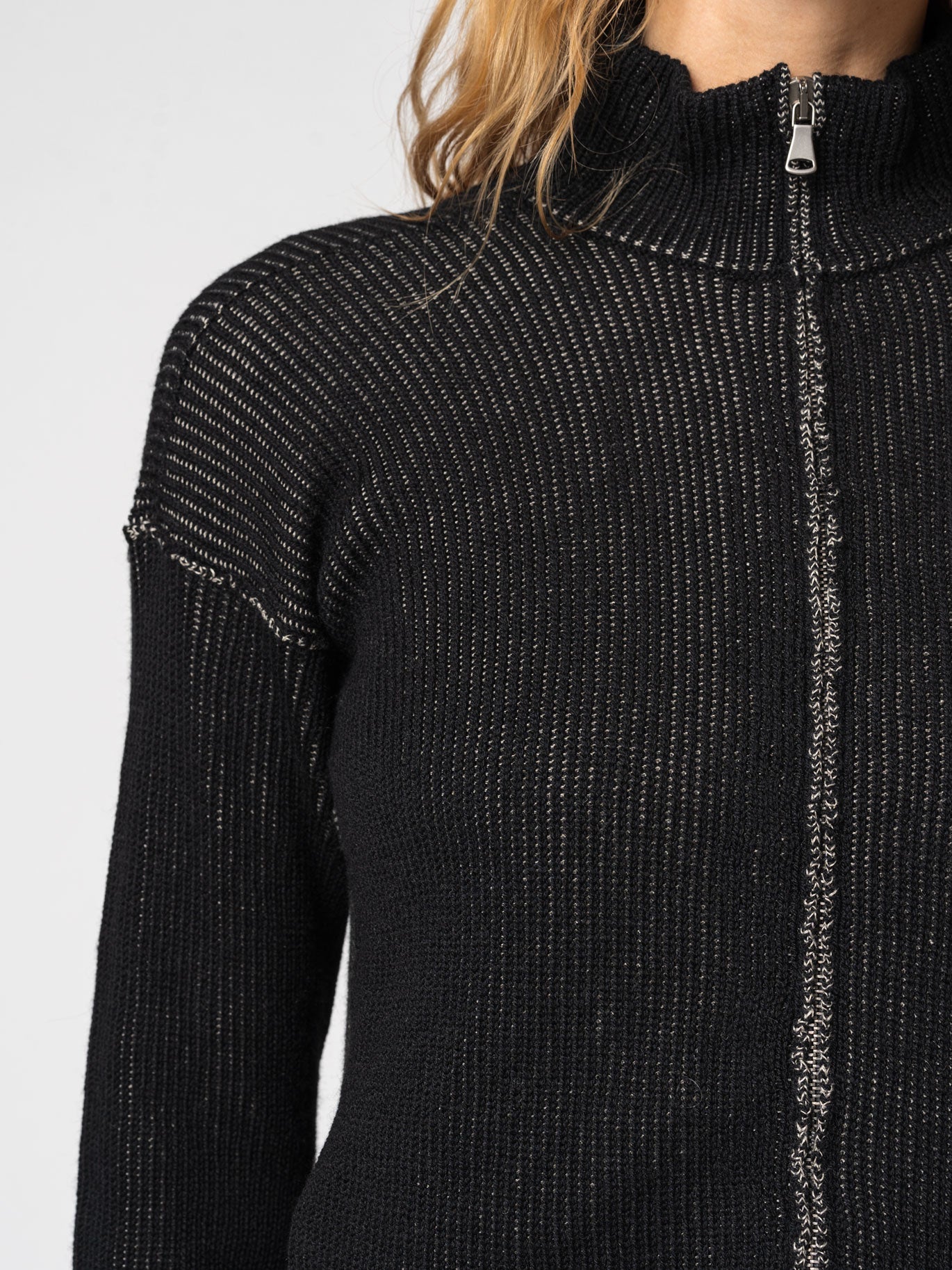 Zipped knitted jacket in two-tone ribbed