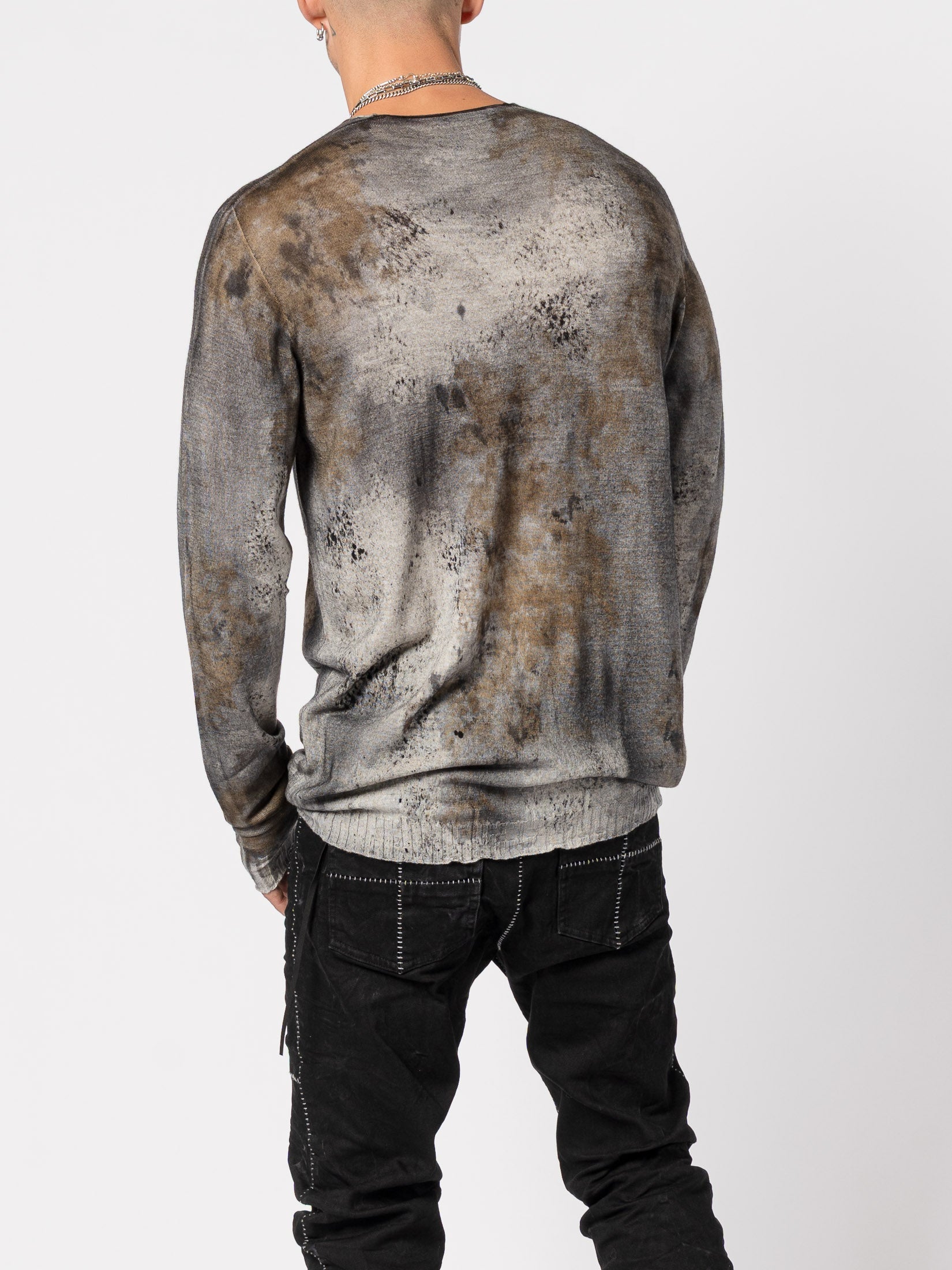 Light Wool Knit with Salt Treatment