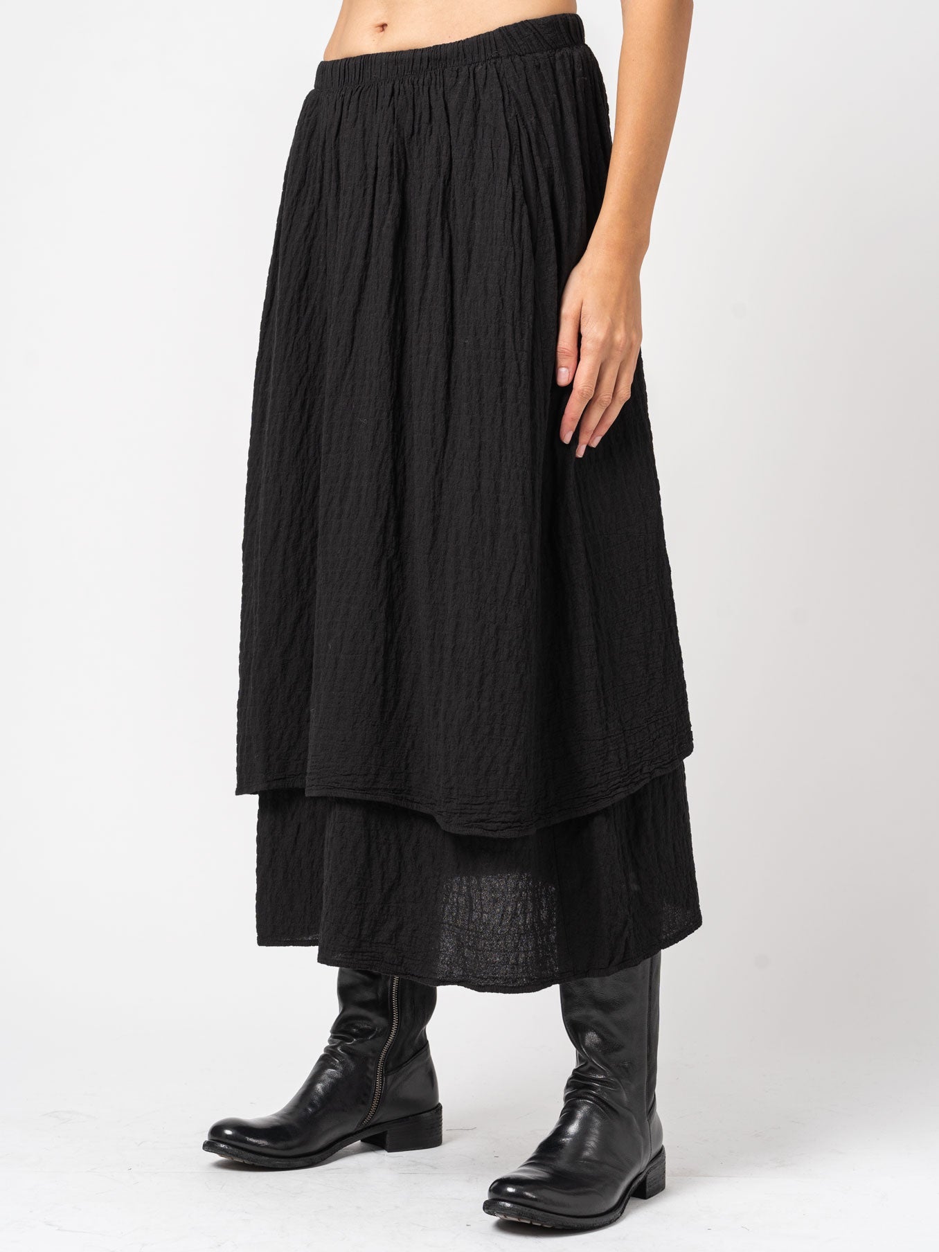 Two-layer skirt with elastic waist