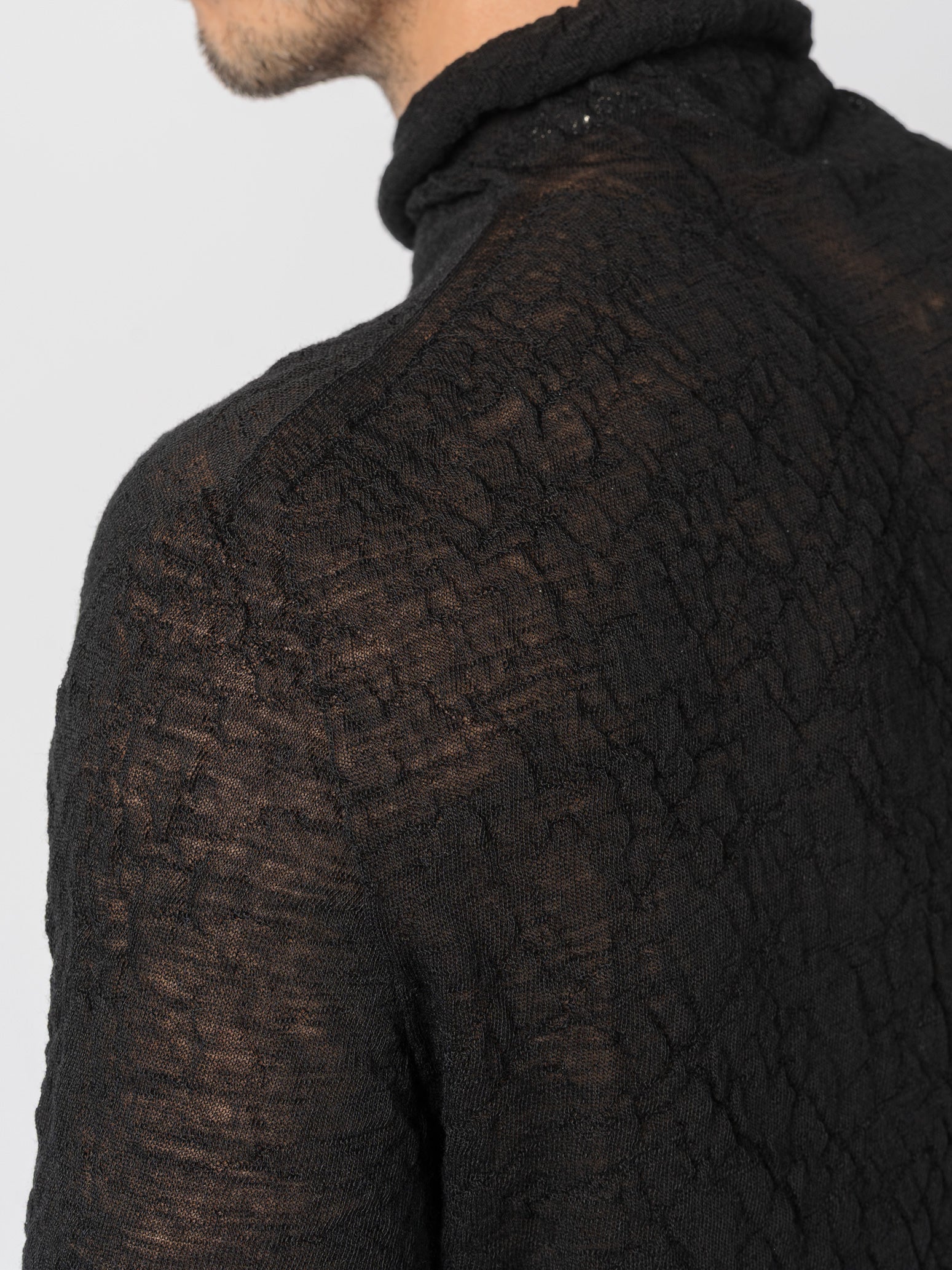 Thin Wool High Neck Knit