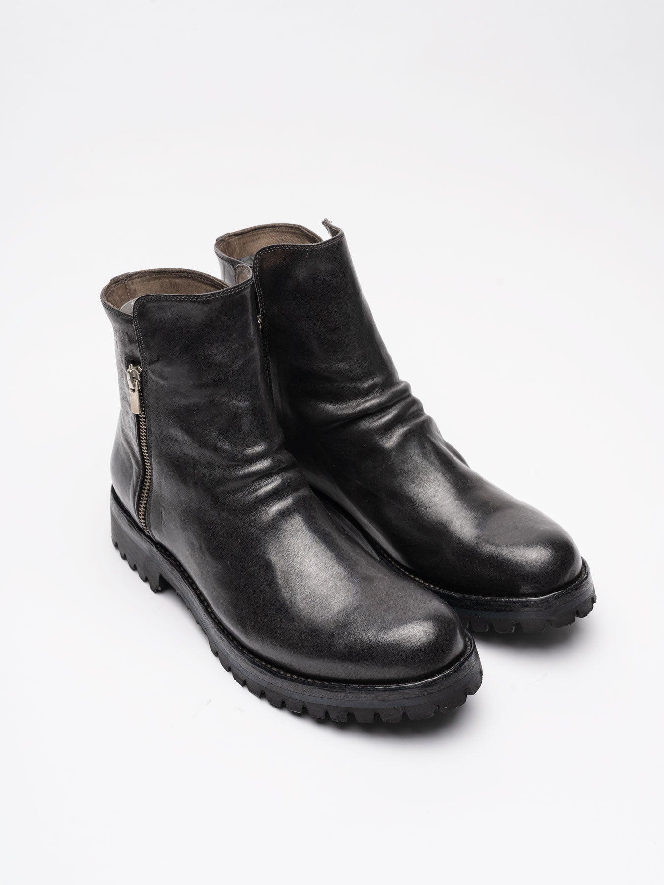 Leather Boots with Zipper