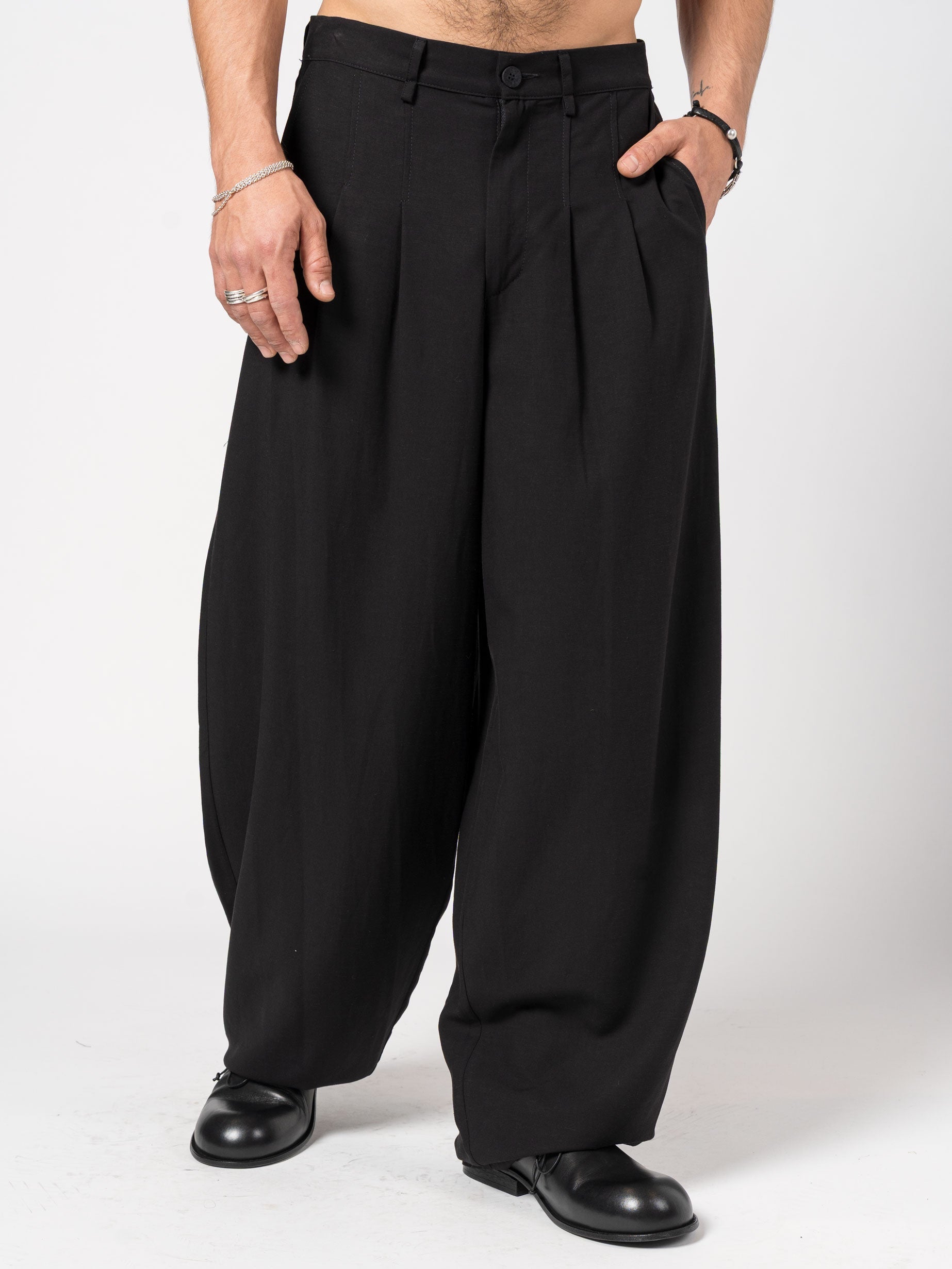 Wide-Leg Pleated Trousers