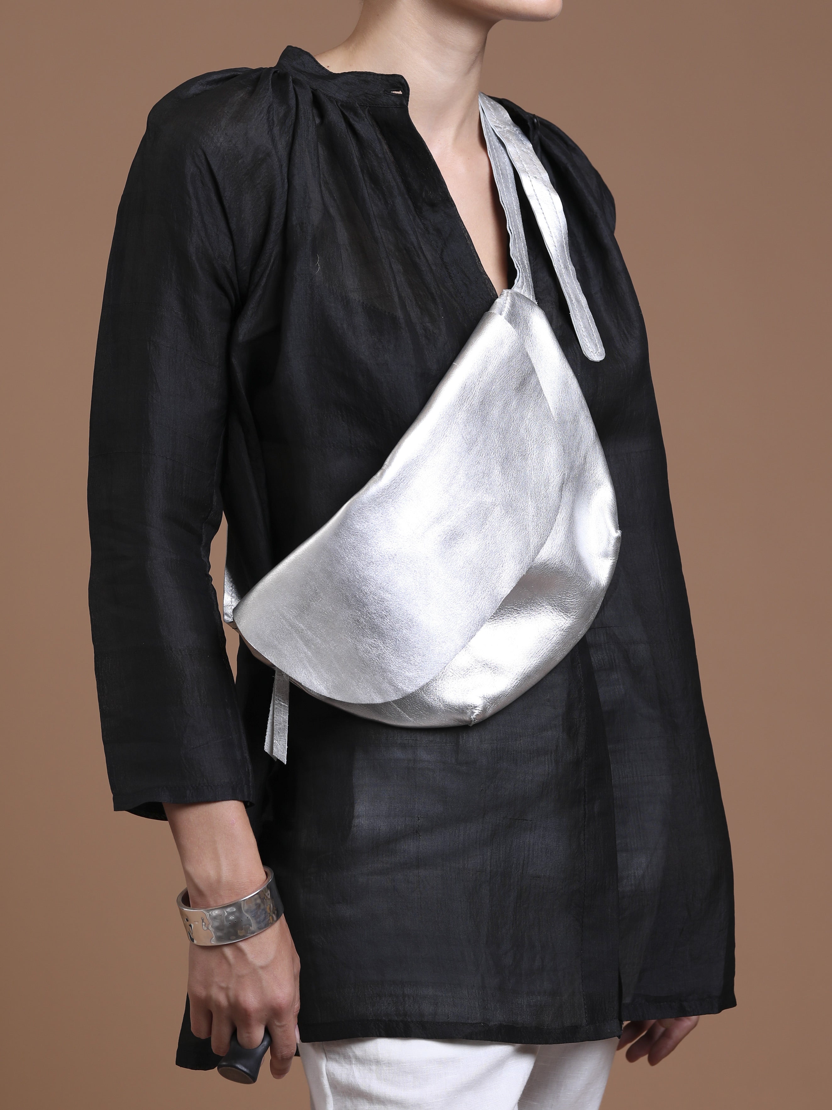 Metallic Leather Crossbody Bag - INN7