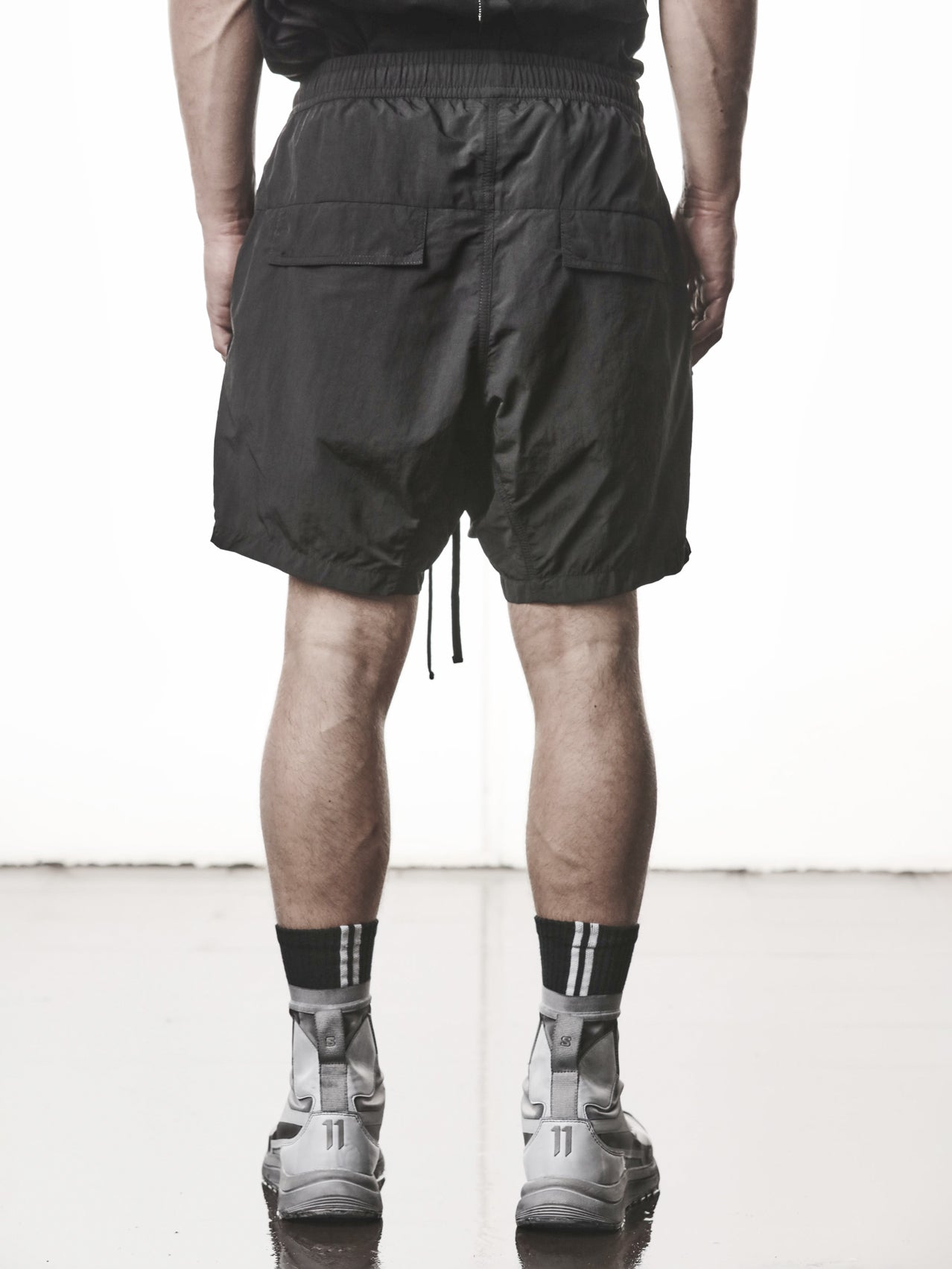 Technical Drop Crotch Shorts - INN7