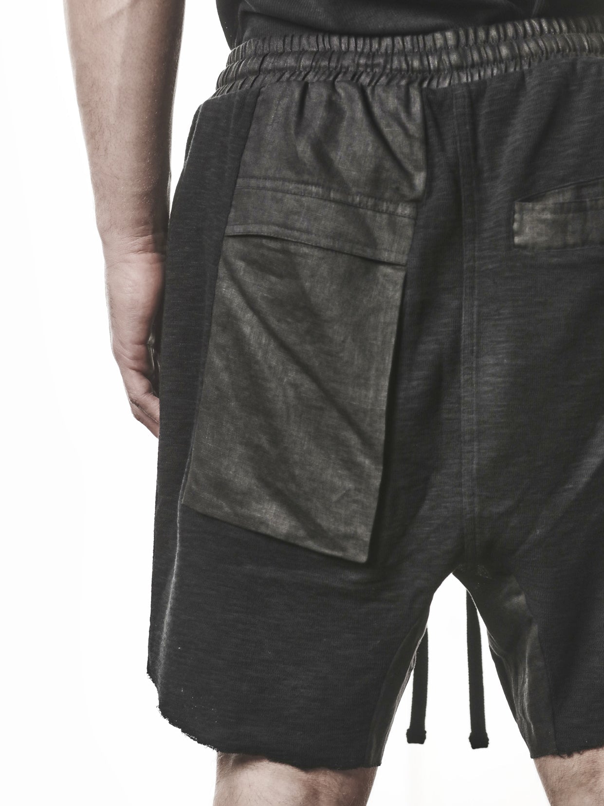 Matmix Drop-Crotch Shorts - INN7
