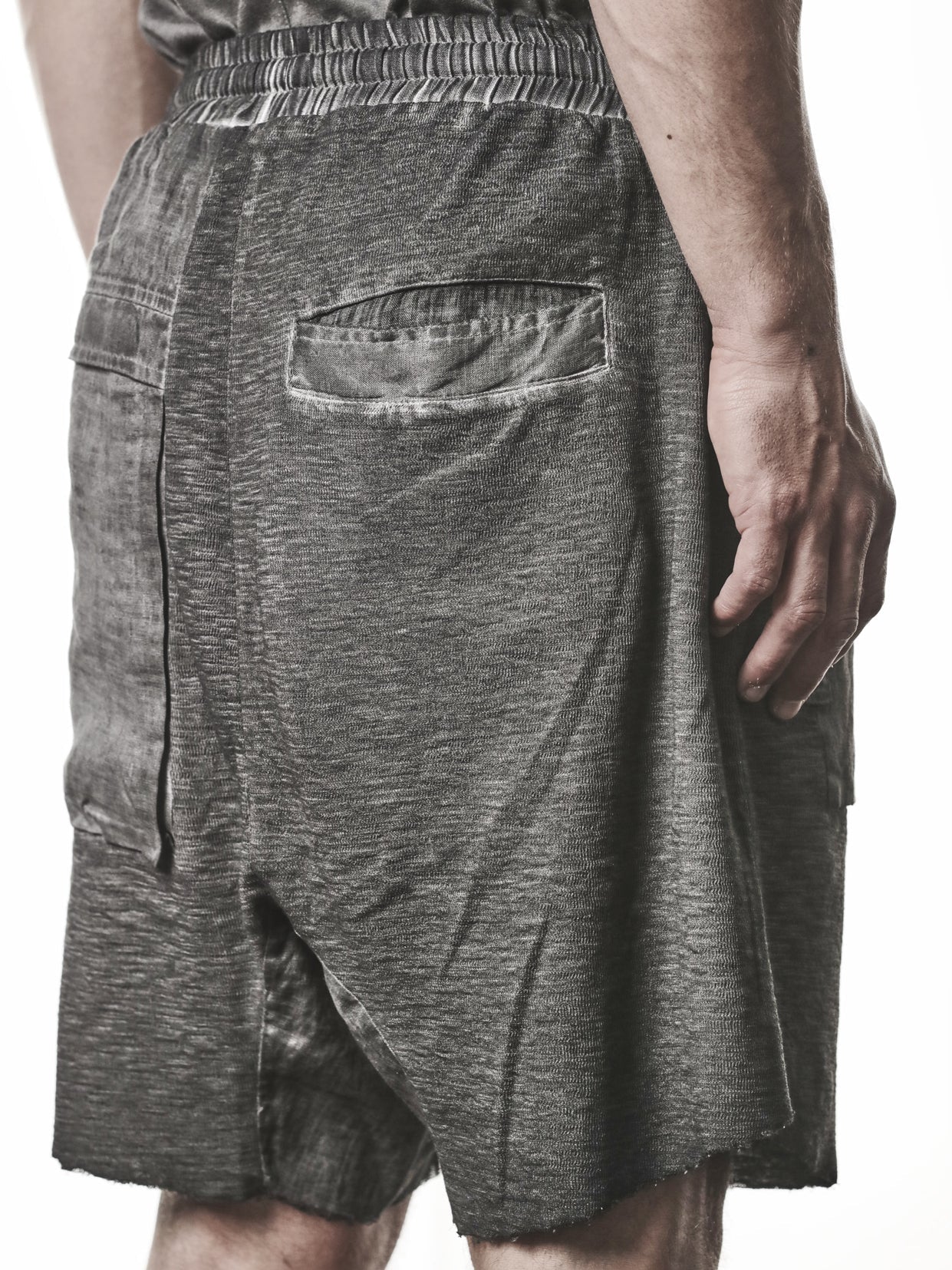 Matmix Drop-Crotch Shorts - INN7