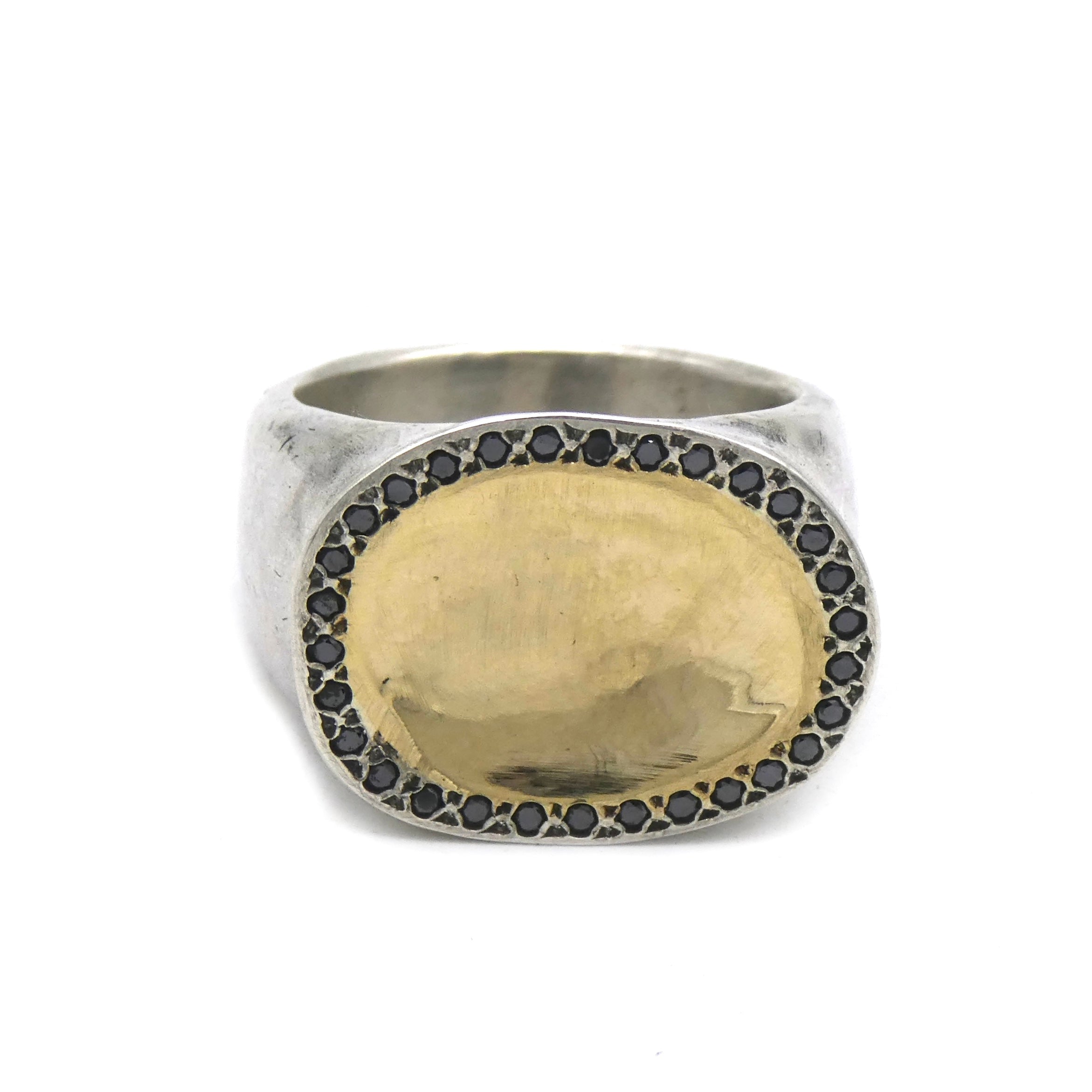 Sacred relic ring — Enri Mars