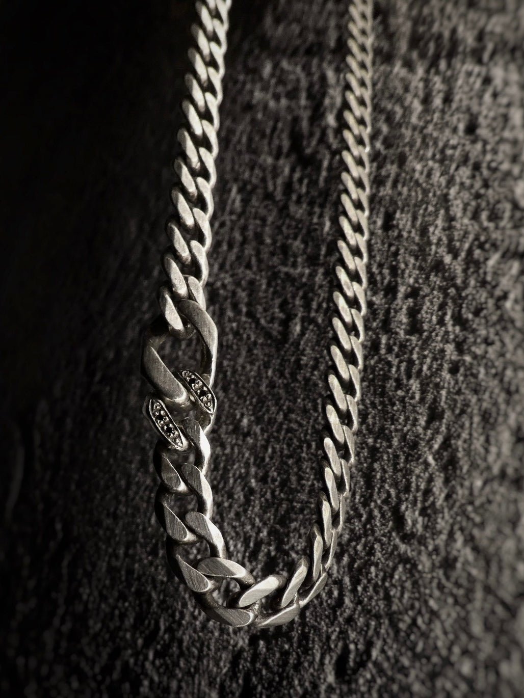 Curb Necklace with Black Diamond Link - INN7