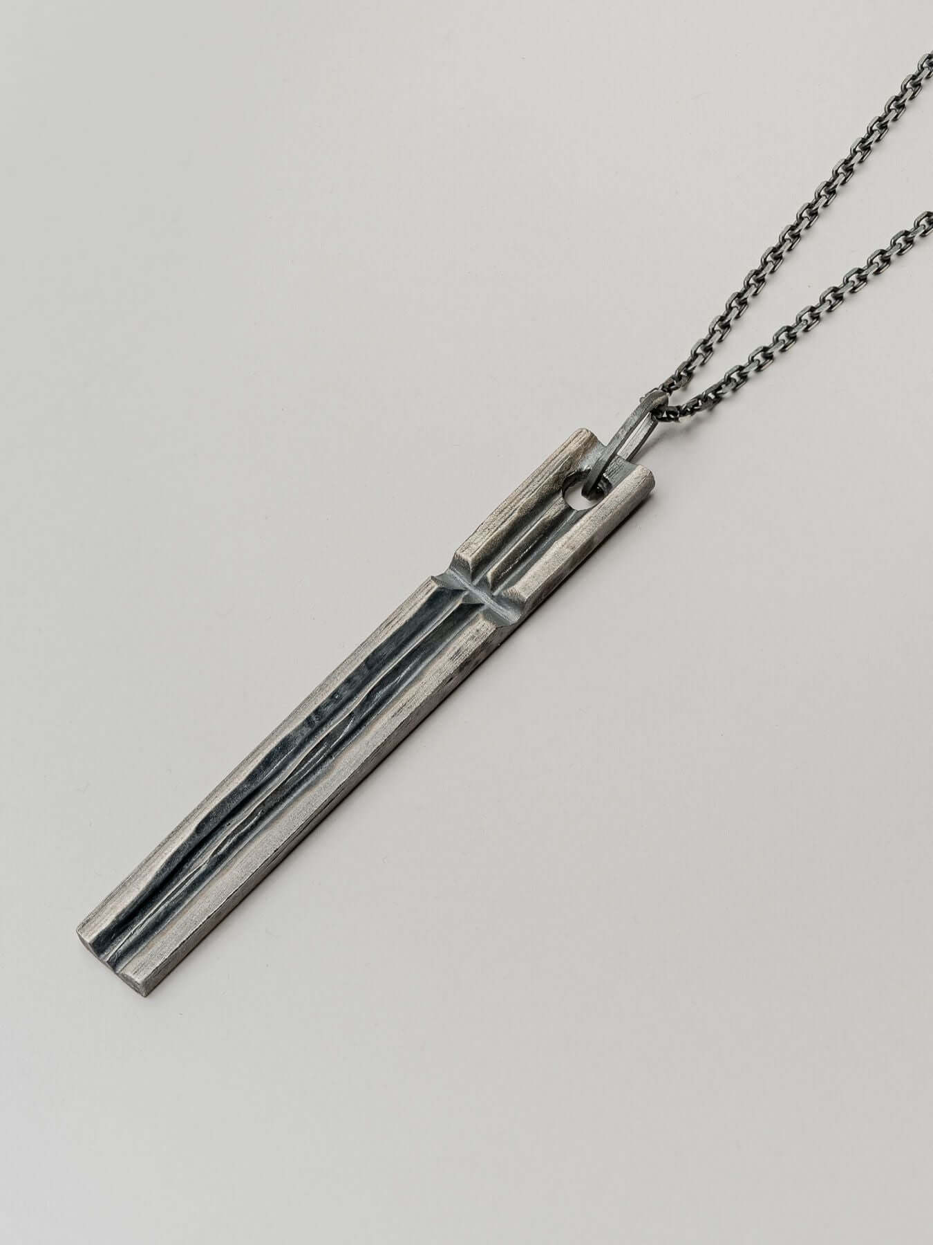 Deus necklace