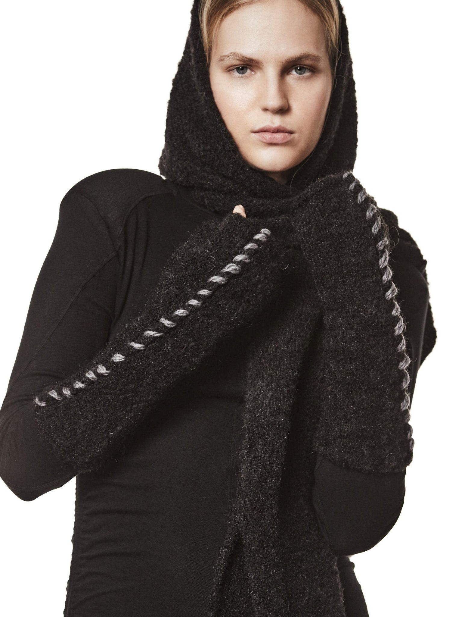 GLOVES - by THOM KROM