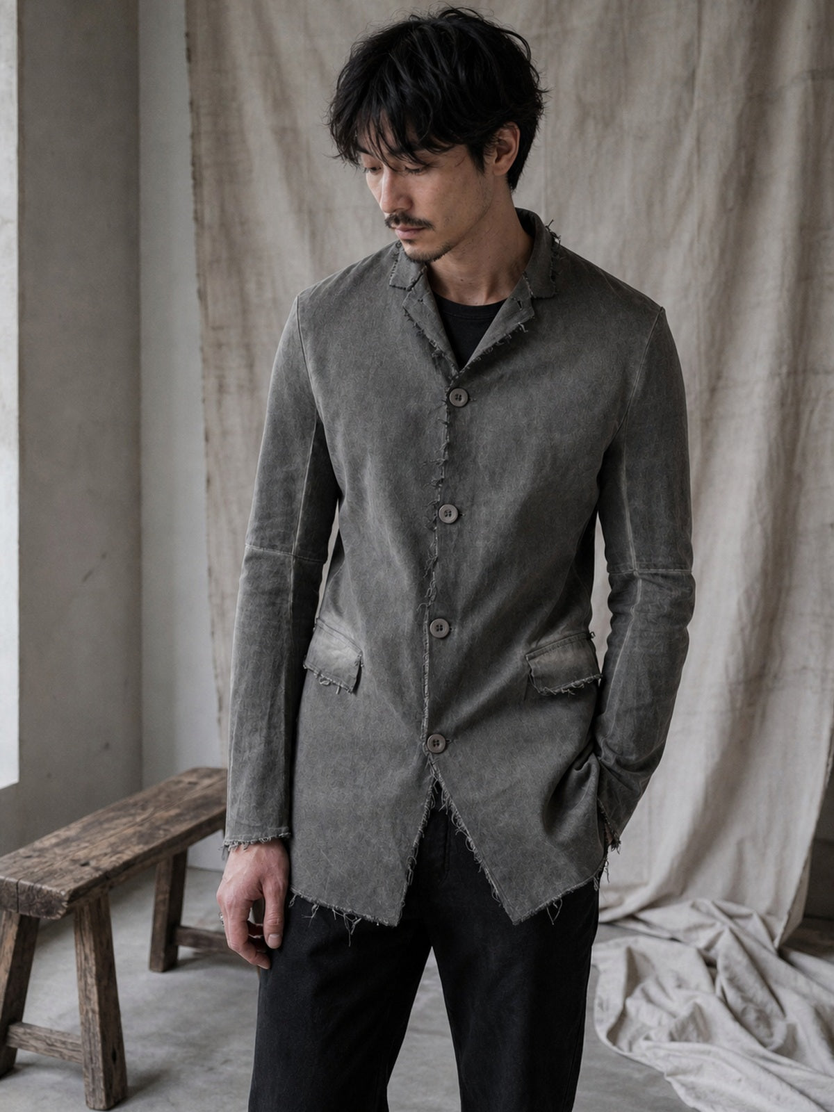 AITO Frayed Edge Cotton Blazer, תצוגת לבישה עריכתית