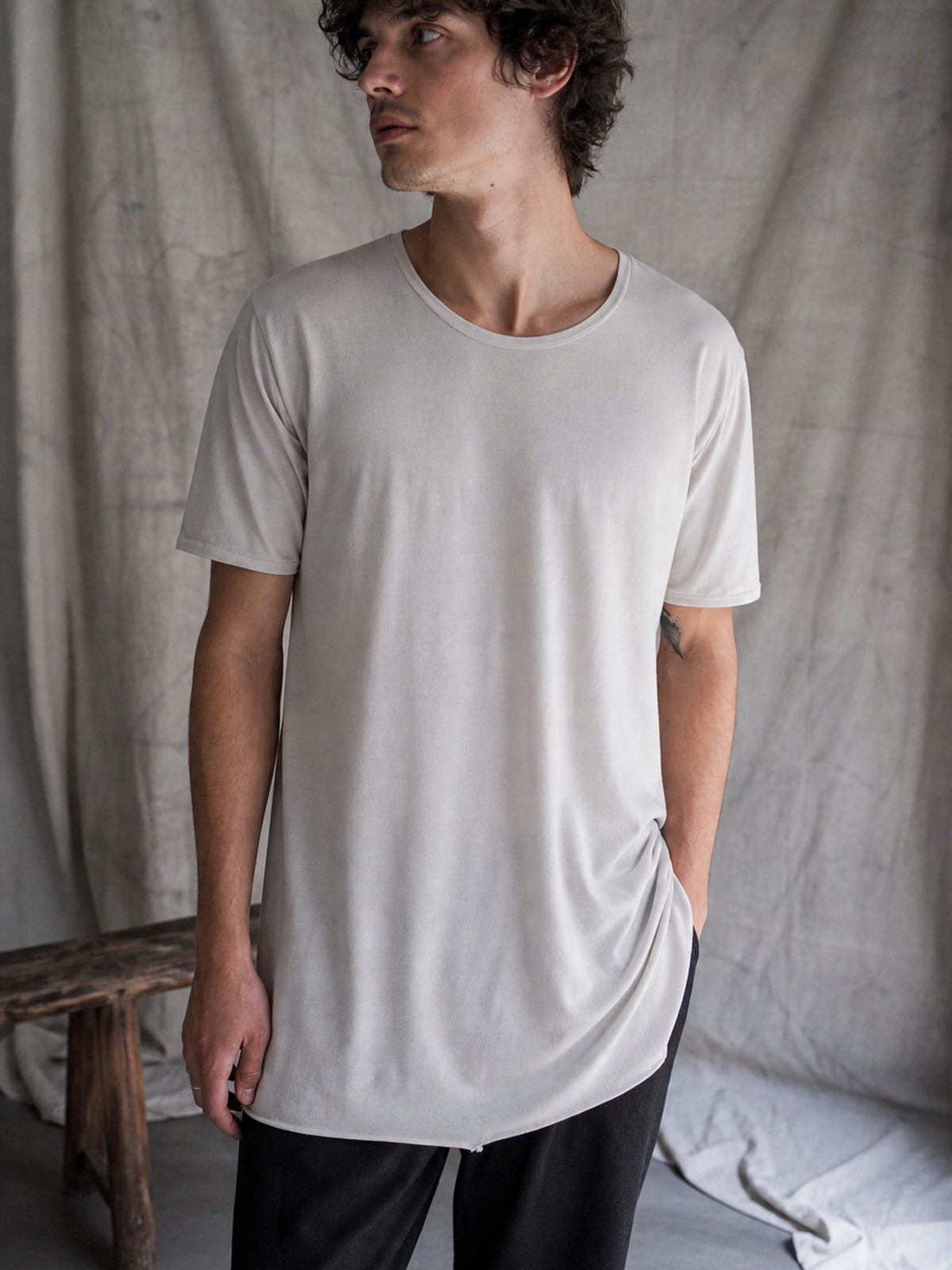 AITO T-SHIRT, תצוגת לבישה עריכתית