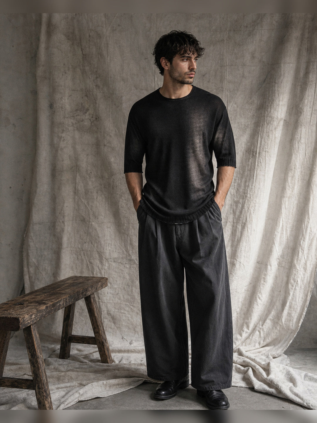 MD75 Knit Cotton Top — תמונת אווירה עריכתית גוף מלא של INN7