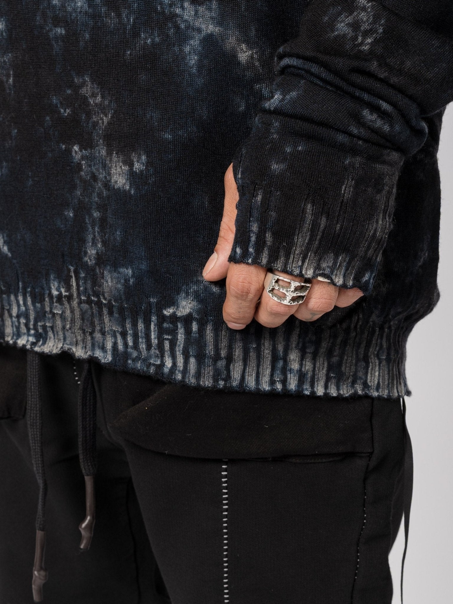 Light Wool Knit with Sponged Dyeing - by MD75