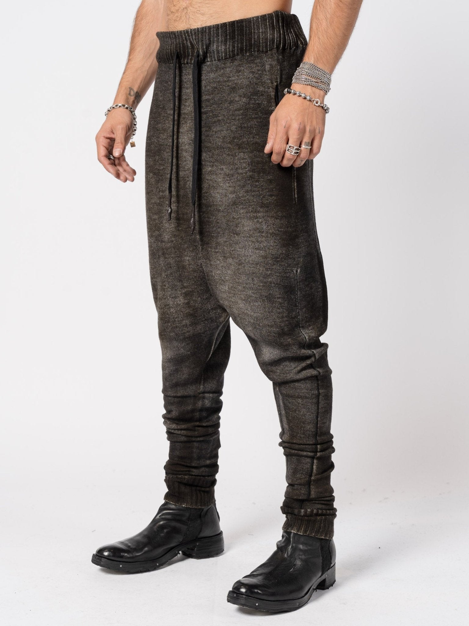 Low Crotch Wool Knit Pants - by MD75