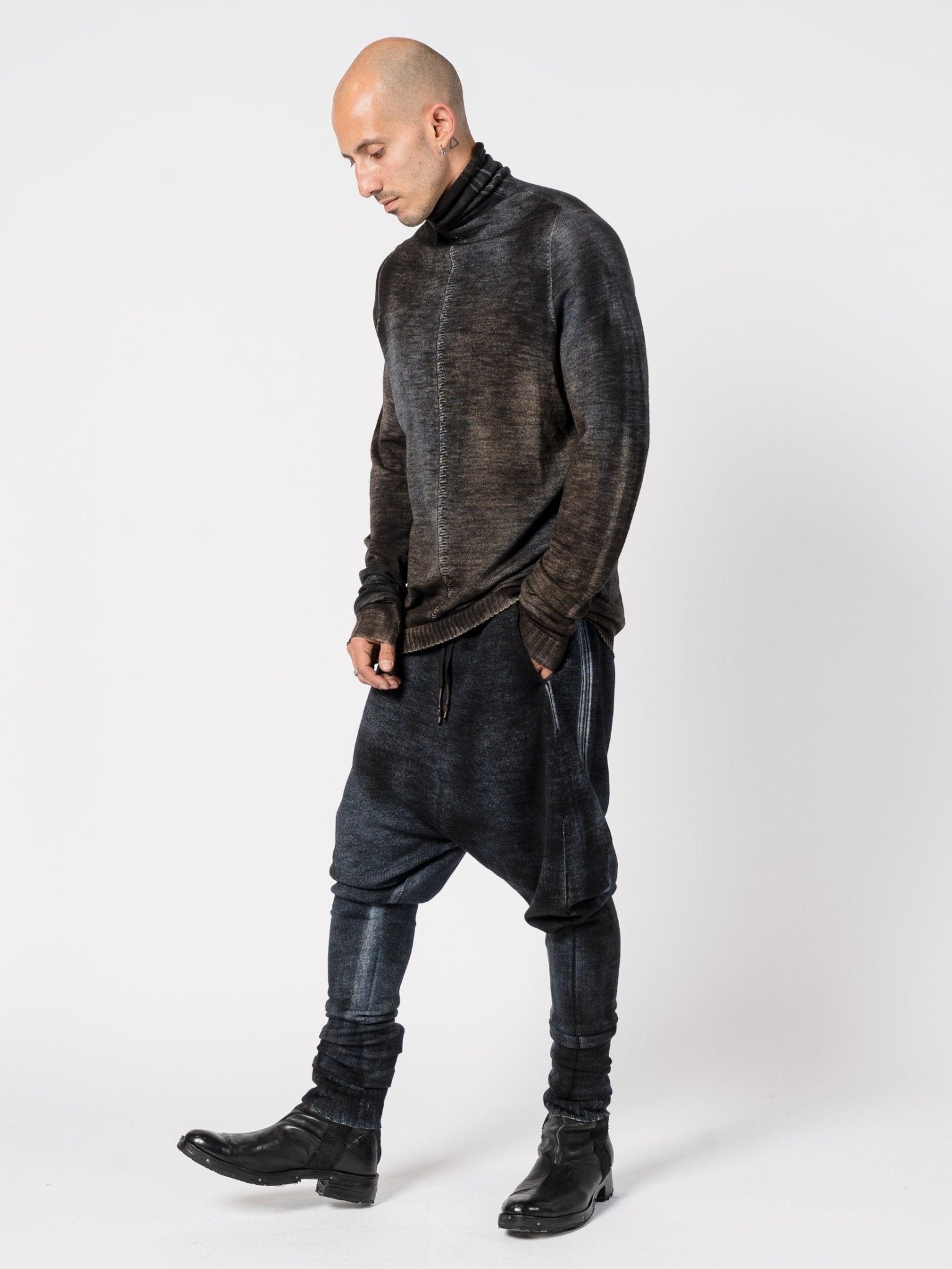 Spray - Finished Light Wool Turtleneck - by MD75